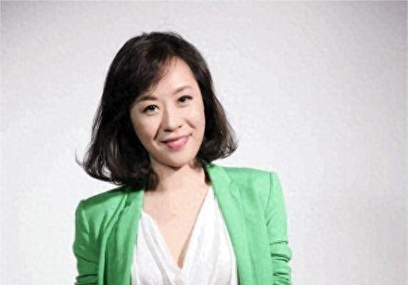 一位默默无闻的母亲（坚强、勇敢、无私）
