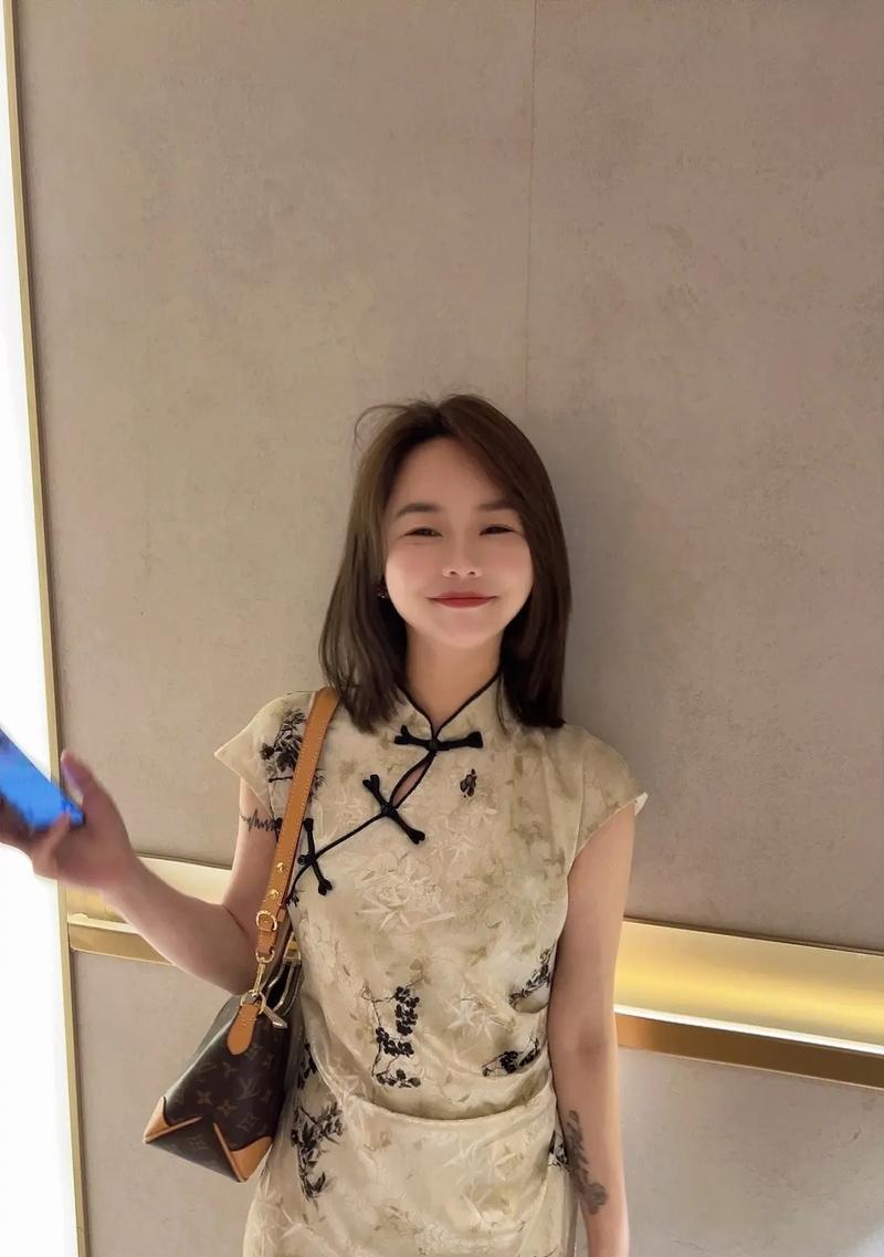 回忆斑驳的岁月：探寻过往的珍贵记忆