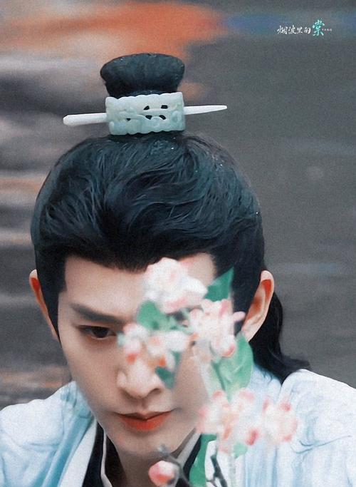 眼神里的真诚（一位陌生人的善举）