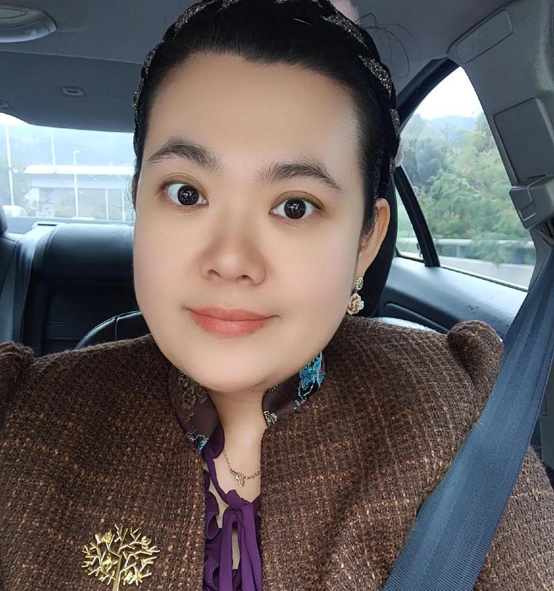以长情的告白（青春，爱情与成长）
